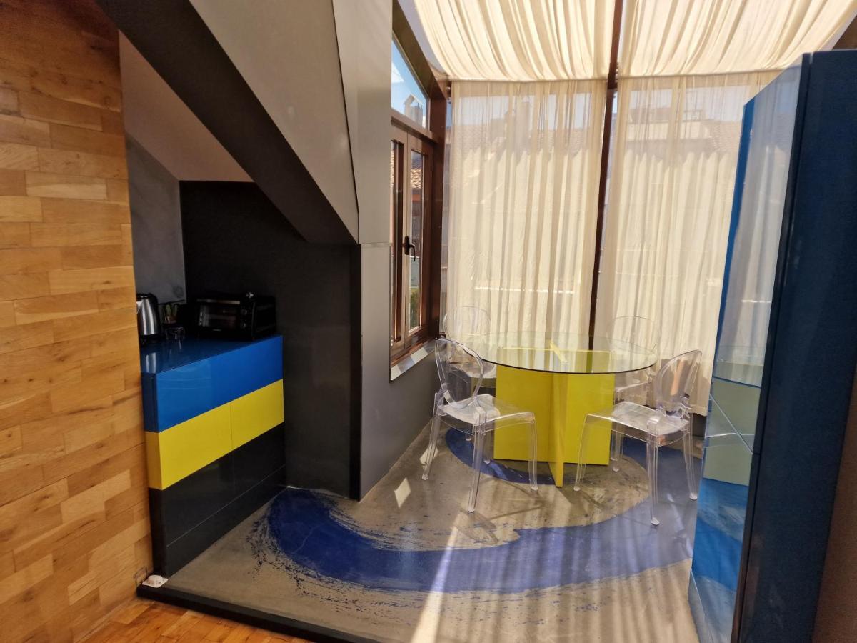 Art Penthouse Lejlighed Burgas City Eksteriør billede